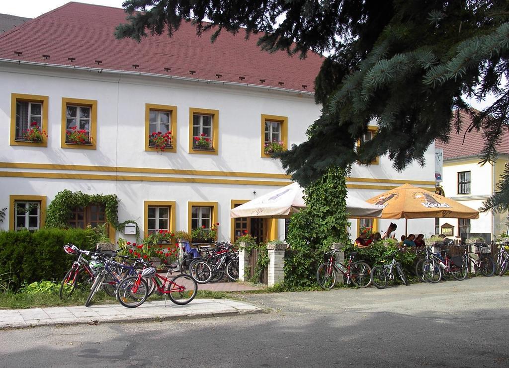 Pension A Restaurace Rudolec Hotel Český Rudolec Eksteriør billede